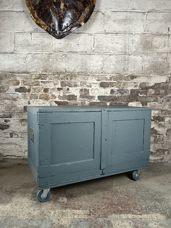 Campaign Military Chest Transporting Packing Case - 19th-Century (1 of 2) (4).jpg